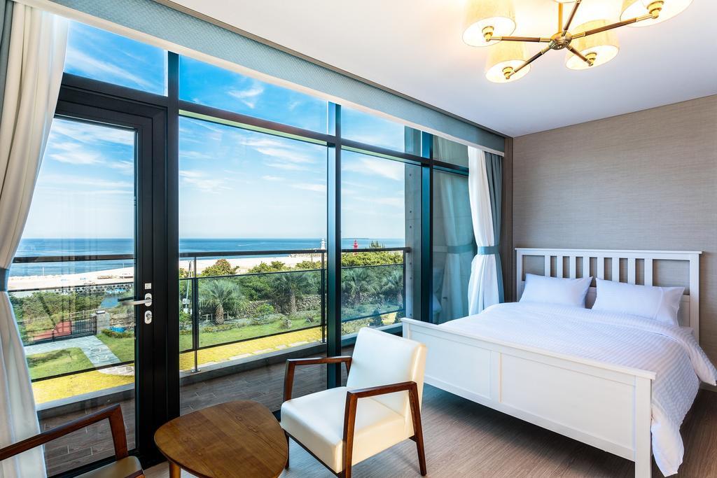 Cobeach Familiar Pension 西归浦市 外观 照片